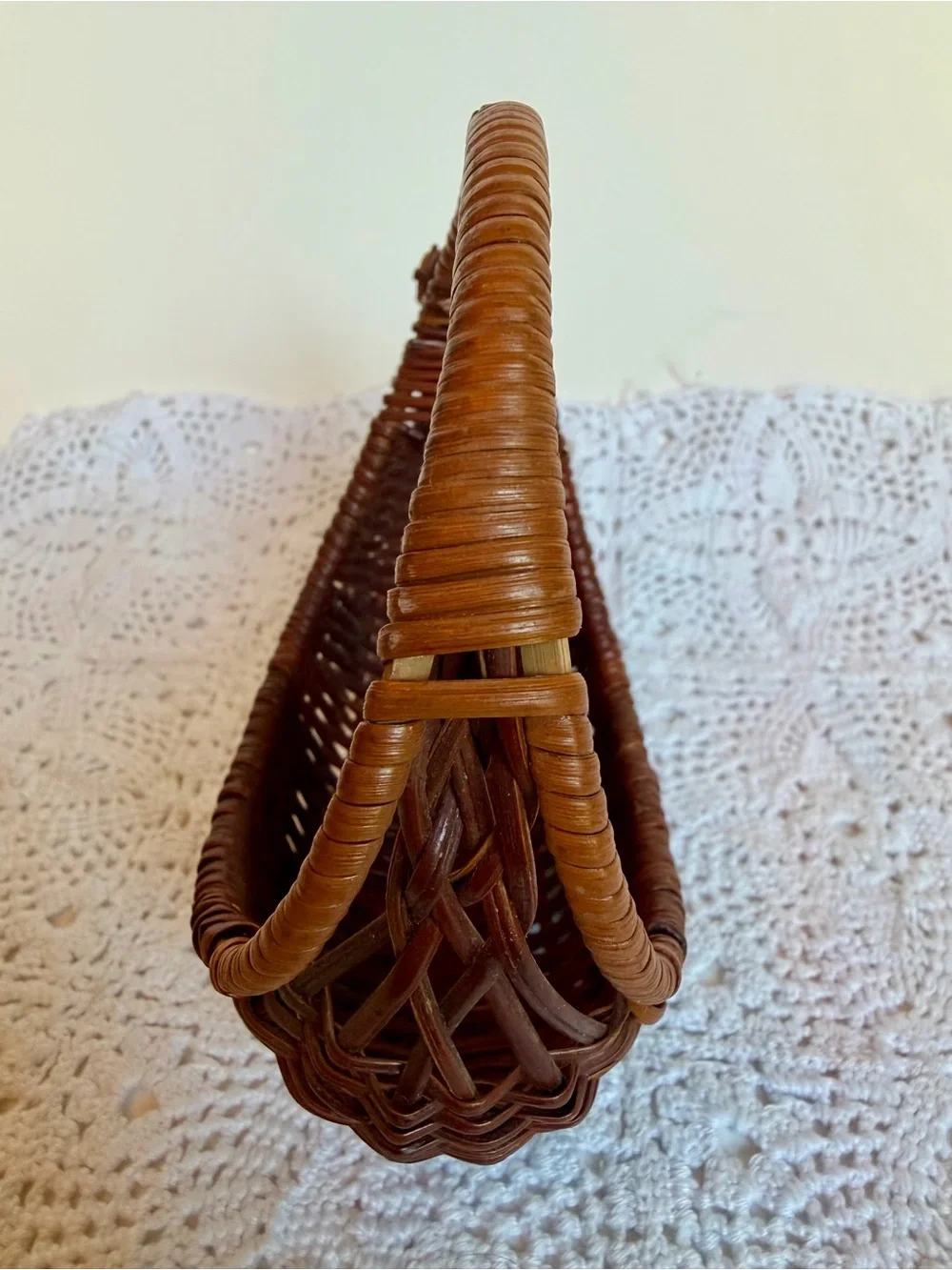Vintage Handwoven Wicker Chicken Basket Rustic Farmhouse Easter Egg Decor